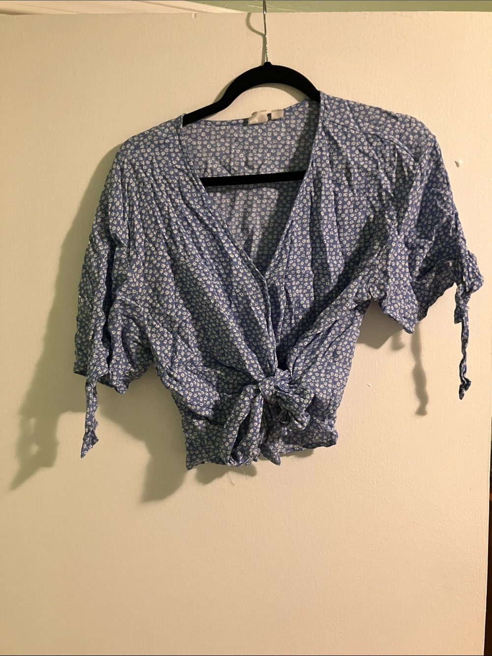 GAP Blue Floral Tie-Front Crop Top